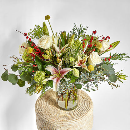 Berry & Bright Bouquet –  Fleuriste Lily-rose, Magog PQ