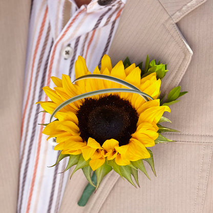Free Spirit Boutonniere –  Fleuriste Lily-rose, Magog PQ