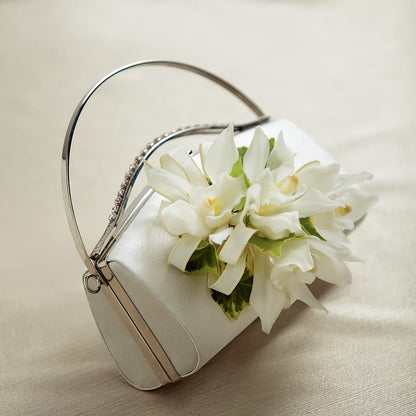 White Purse Decor –  Fleuriste Lily-rose, Magog PQ